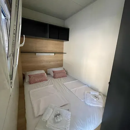Mobile Anita 캠프장