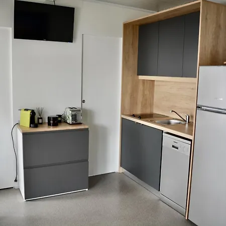 Mobile Anita Кемпинг *