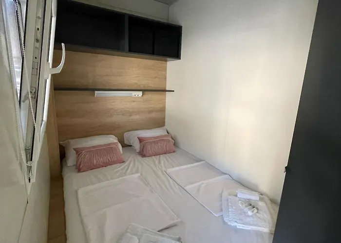 Mobile Anita Кемпинг