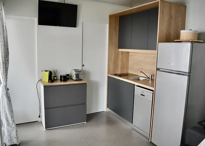 Mobile Anita Кемпинг *